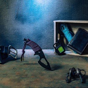 Multifunctional fixed blade knife